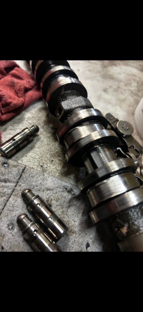 Mobile mechanic service on location